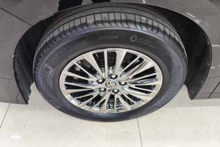 Used Toyota Alphard 2020 Dual-Engine 2.5L Prestige Edition
