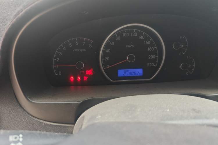 Used Hyundai Celesta 2011 1.6L Manual Comfort Edition
