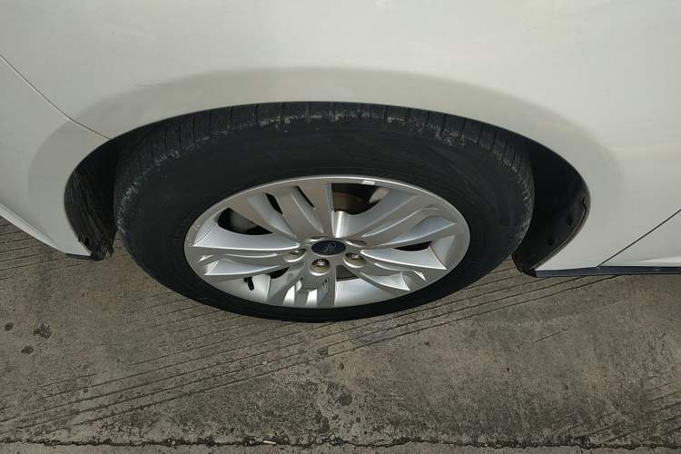 Used Ford Focus 2012 Sedan 1.6L Automatic Comfort Model