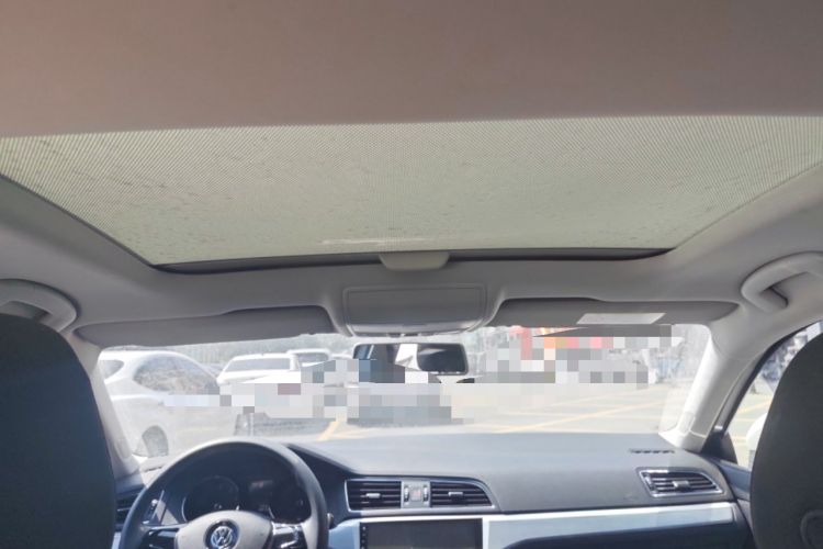 Used Volkswagen Lamando 2015 230TSI DSG Fashion Edition Headliner
