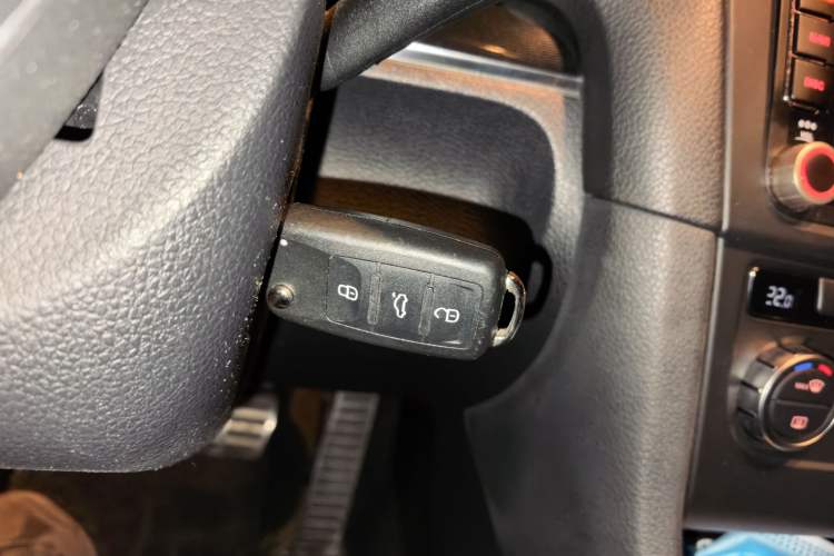 Used Volkswagen Golf (Import) 2012 1.4TSI Luxury Convertible Edition