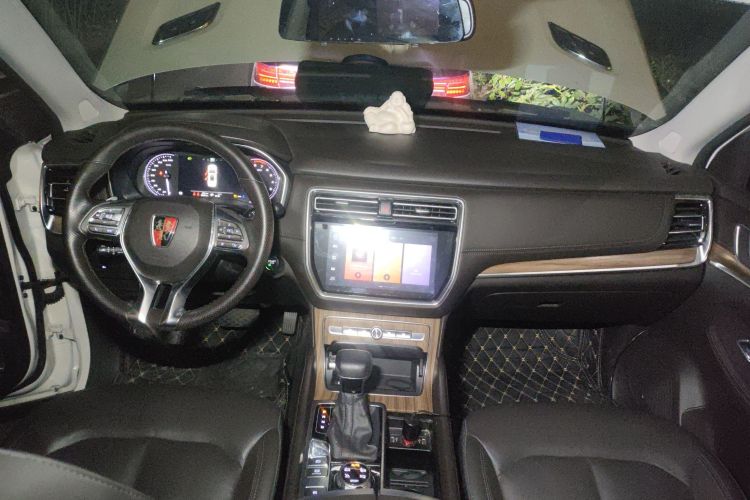 Used Roewe RX8 2019 30T Smart Connectivity All-Wheel Drive Supreme Edition
