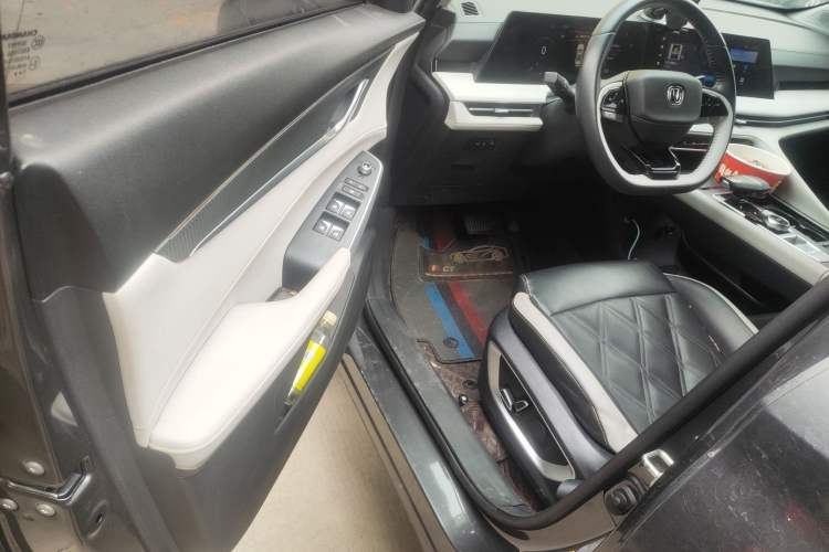 Used CHANGAN CS75 PLUS 2023 3rd Generation 1.5T Automatic Prestige Model Driver Seat