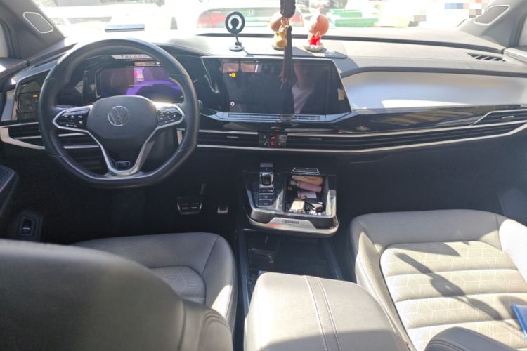 Used Volkswagen Talagon 2021 380TSI Four-Wheel Drive R-Line Touareg Edition
