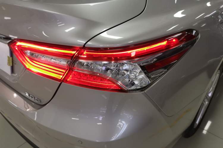 Used Toyota Camry 2021 2.0G Luxury Edition