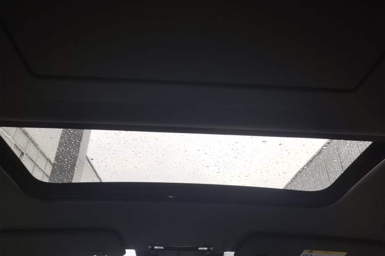 Used Dongfeng eπ eπ008 2024 636Max All-Electric Version 6 Seats Headliner