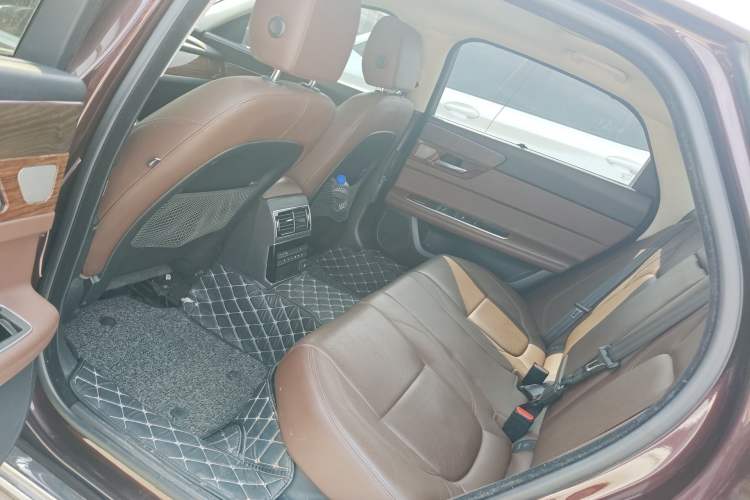 Used Jaguar XFL 2019 XFL 2.0T 250 PS Two-Wheel-Drive Luxury Edition