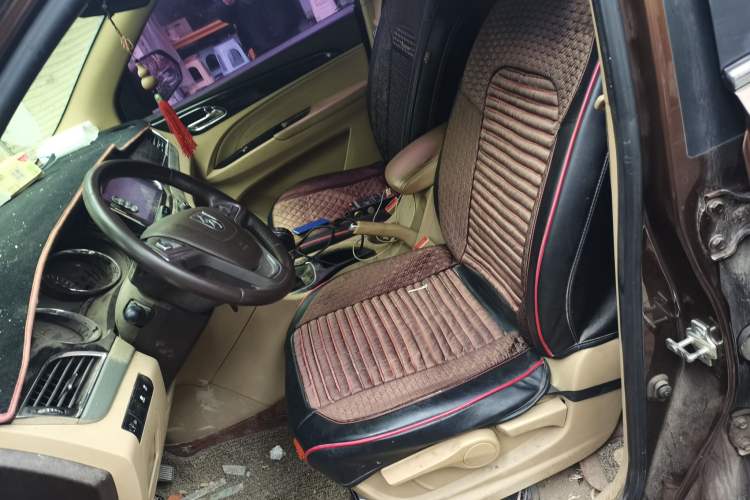 Used Baojun 730 2016 1.5L Manual Luxury Edition 7 Seats
