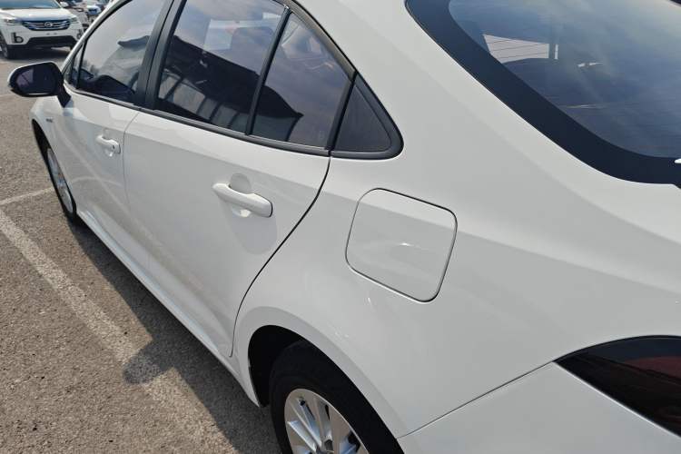 Used Toyota Corolla 2022 Dual-Motor 1.8L E-CVT Pioneer Edition Exterior 2