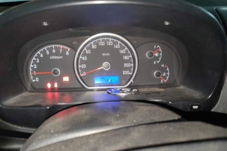 Used Hyundai Celesta 2011 1.6L Manual Comfort Edition