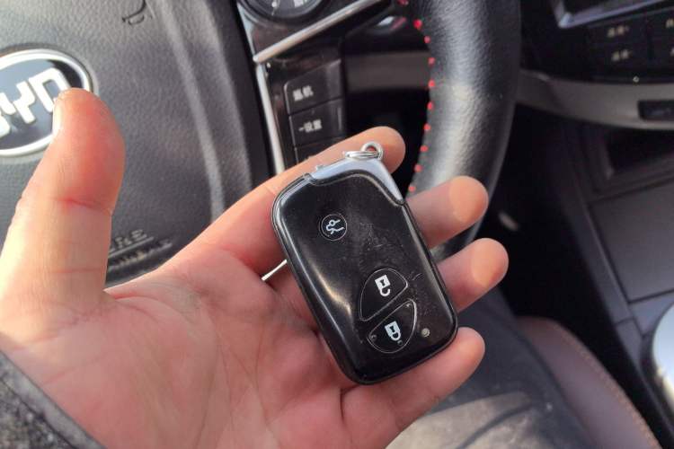 Used BYD S7 2015 2.0T Upgraded Automatic Luxury Version