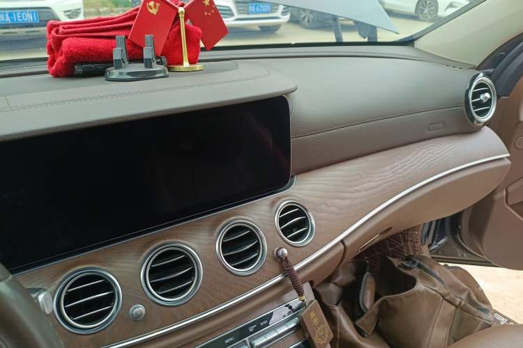 Used Mercedes-Benz E-Class 2019 E 300 L Stylish Model