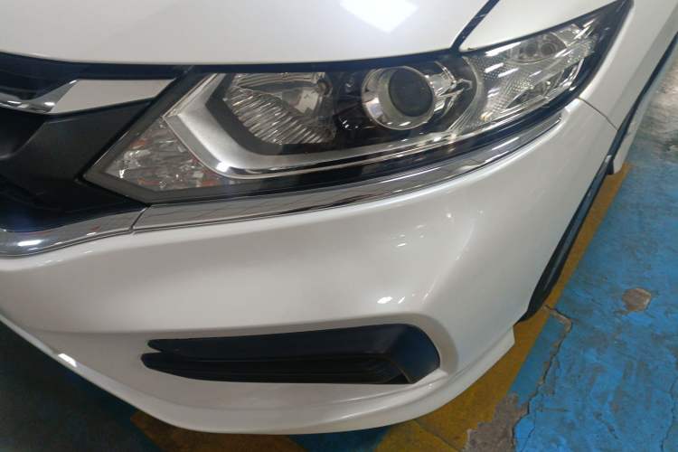 Used Honda Jade 2017 1.8L Automatic Classic Edition 5 seats Left Front Headlight