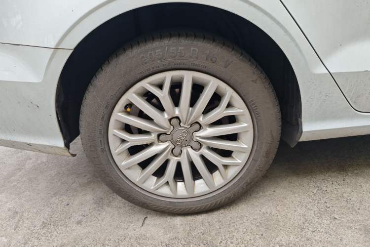 Used Audi A3 2016 Limousine 35 TFSI Ambition Edition
