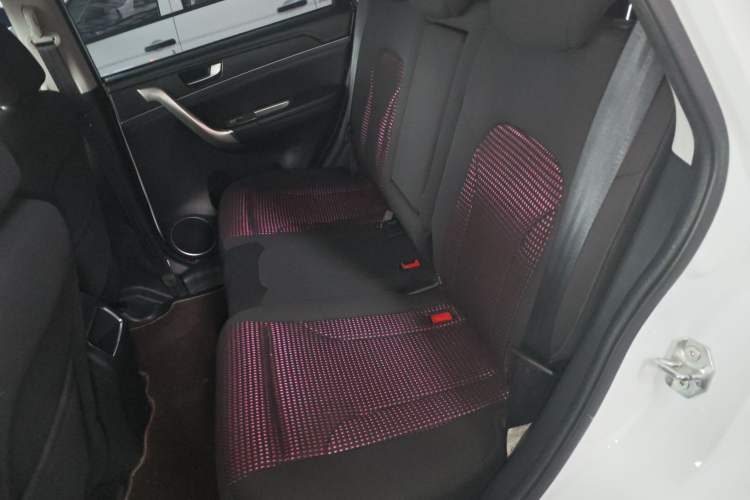 Used Haval M6 2018 1.5T Manual Two-Wheel Drive Urban Model