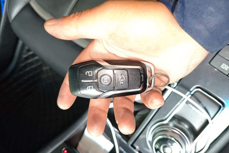 Used Ford Taurus 2017 EcoBoost 245 Flagship Model Vehicle Key