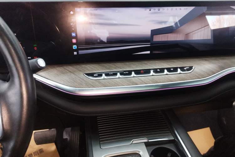 Used Wey Lanshan 2023 Four-Wheel Drive Ultra-Long Range Version
