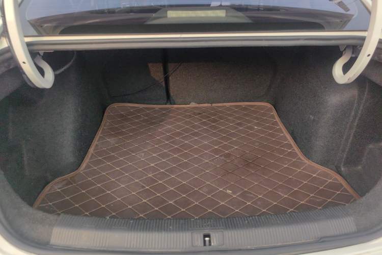 Used Volkswagen Bora 2016 1.6L Automatic Comfort Model