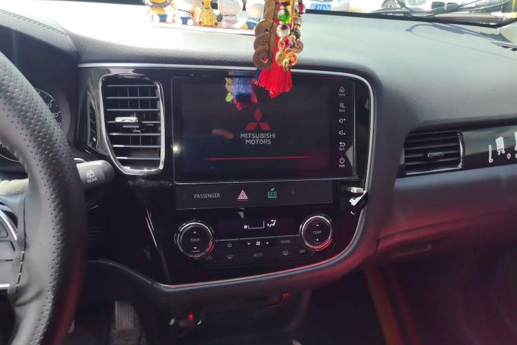 Used Mitsubishi Outlander 2020 2.0L Two-Wheel Drive Enjoyment Version 5 Seats
