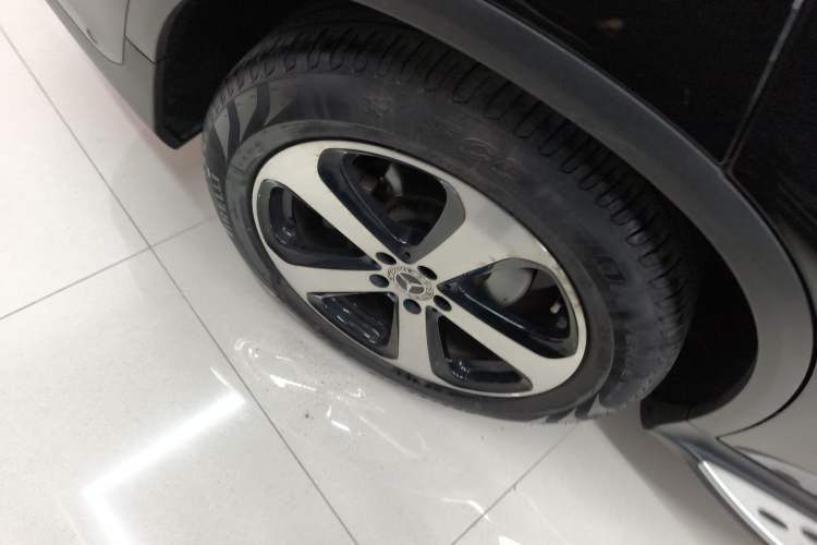 Used Mercedes-Benz GLC 2018 Facelift GLC 260 4MATIC Luxury Edition