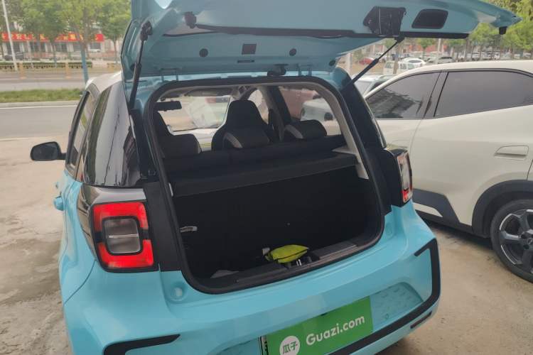 Used SOL E10X 2021 302 km Range Luxury Version 31.4 kWh Trunk