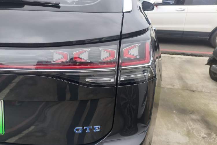Used Volkswagen Tayron GTE Plug-in Hybrid 2023 280TSI Luxury Plus Advanced Edition Right Rear Taillight