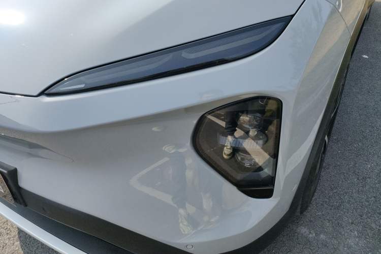 Used Nio ES7 2022 100 kWh Left Front Headlight