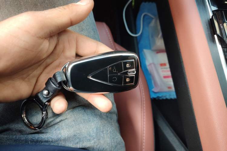 Used CHANGAN CS75 PLUS 2024 3rd Generation Champion Edition 1.5T Intelligent Drive Dynamic Model