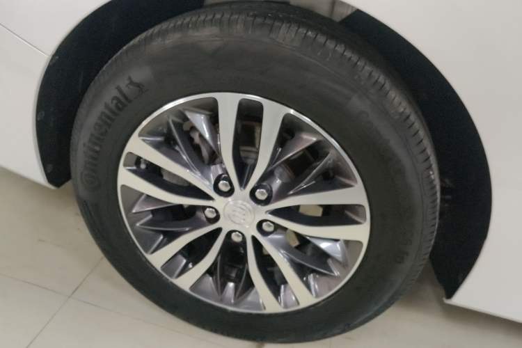 Used Buick GL8 2021 ES Land Cruiser 653T Luxury Edition