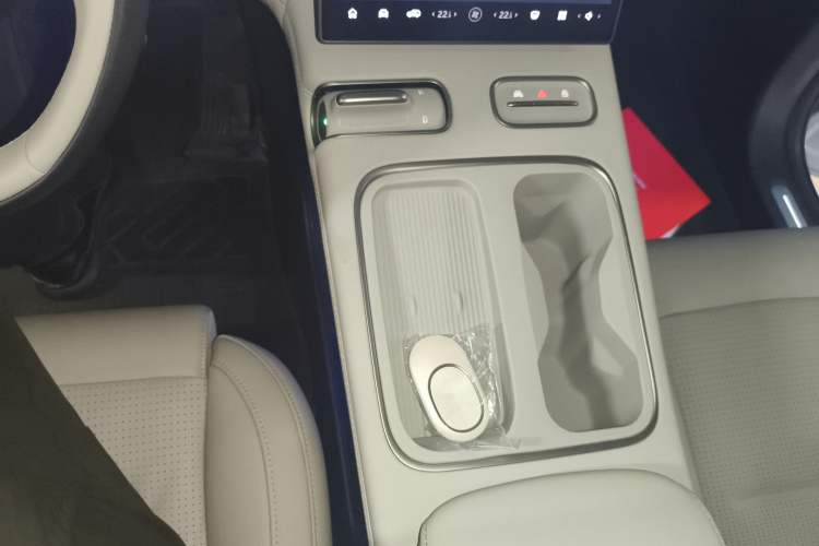 Used Nio ES6 2024 75 kWh
