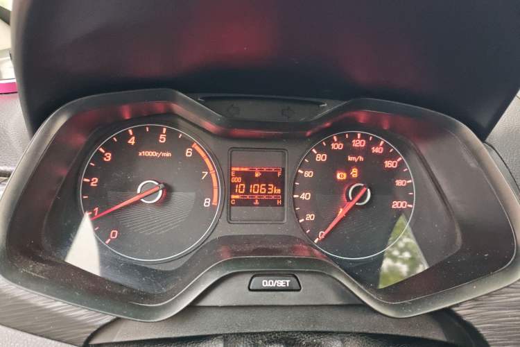 Used Baojun 310 2016 1.2L manual Comfort trim level
