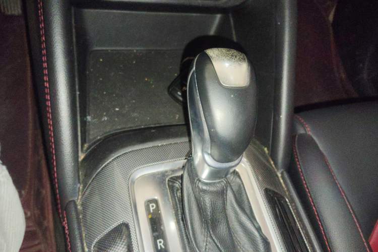 Used CHANGAN CS55 2018 1.5T Automatic Colorful Edition China V Standard
