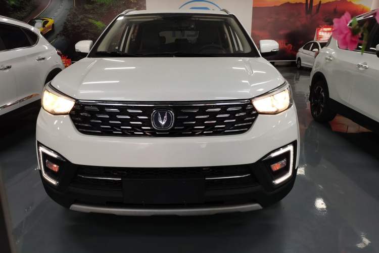 Used Changan CS55 2018 1.5T Automatic Colorful Edition China V Standard
