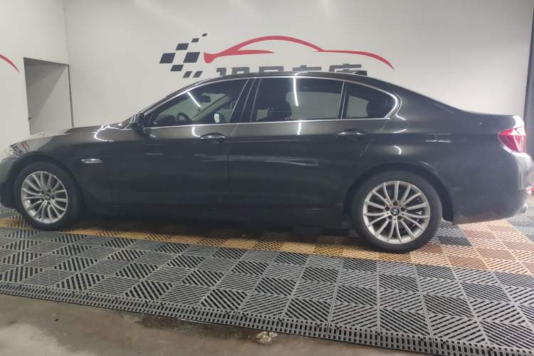 Used BMW 5 Series 2014 525Li Luxury Design Package
