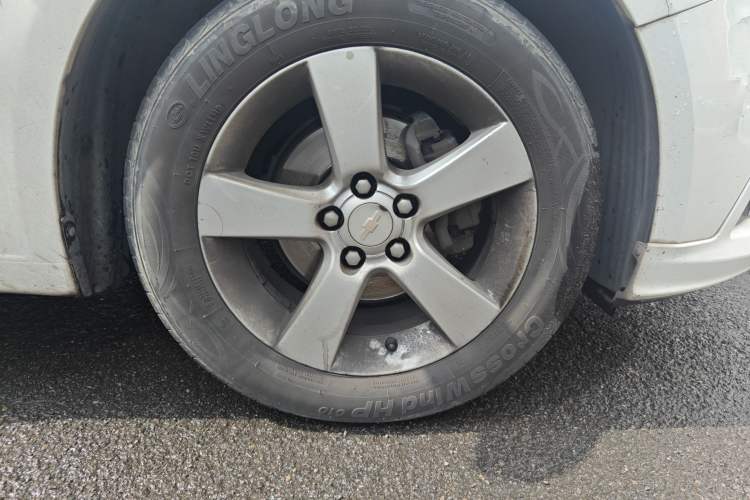 Used Chevrolet Cruze 2013 1.6L SL Grand Edition Automatic Right Front Wheel Hub