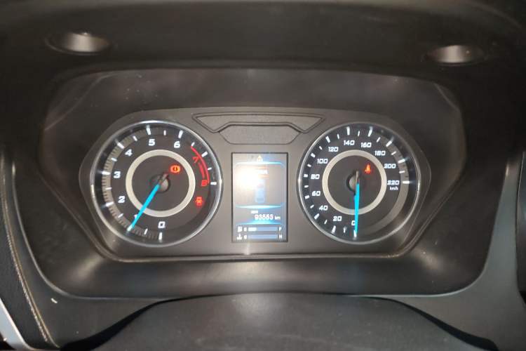 Used Soueast V5 Lingzhi 2015 Plus 1.5L Manual Smart Edition Instrument Cluster
