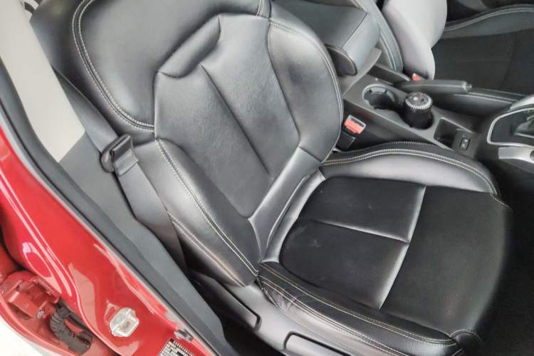 Used Renault Kadjar 2017 2.0L Two-Wheel Drive Comfort Edition
