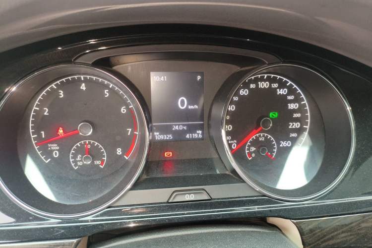 Used Volkswagen Lamando 2015 280TSI DSG Comfort Edition Instrument Cluster