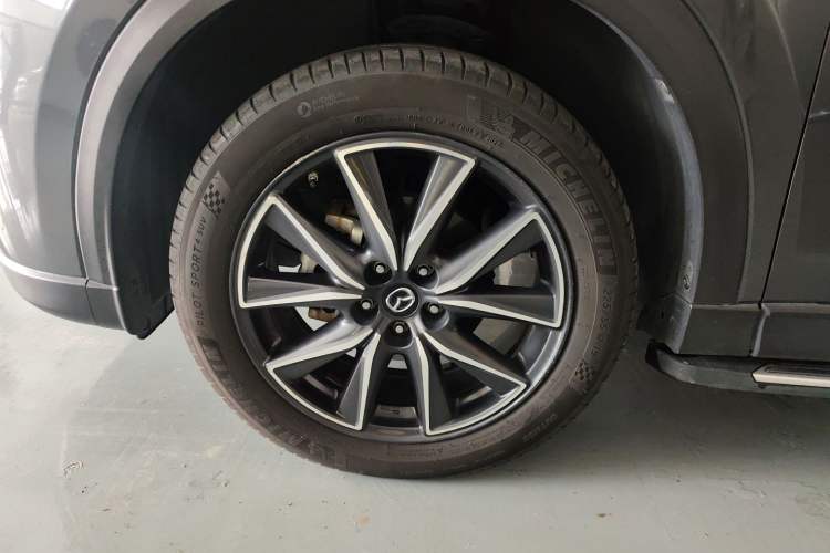 Used Mazda CX-5 2017 2.5L Automatic 2WD ZhiZun Version China V Standard Exterior 4