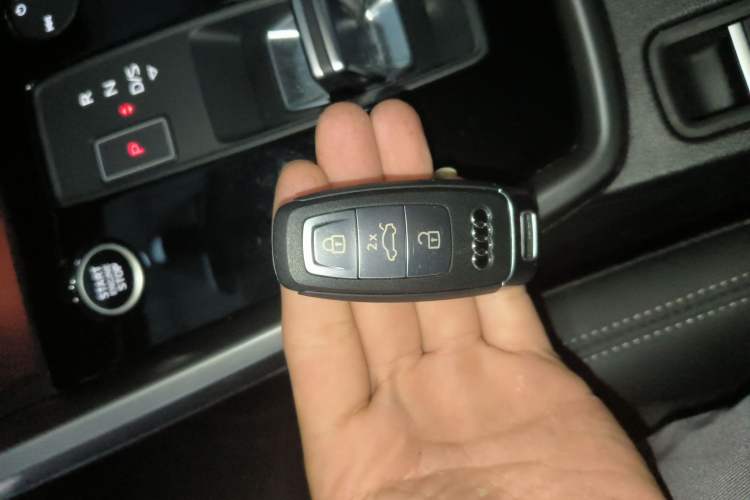 Used Audi A3 2024 Sportback 35 TFSI Fashionable Sports Model
