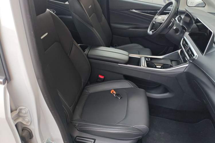 Used SAIC MAXUS G50 2023 PLUS 1.5T Happiness-Recommended Automatic Cruise Version