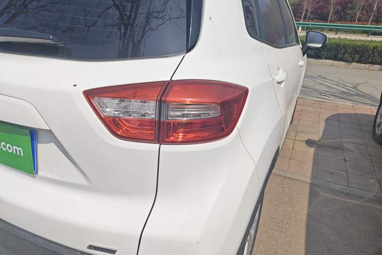 Used CHANGAN CS15 2016 1.5L Manual Fashion Edition
