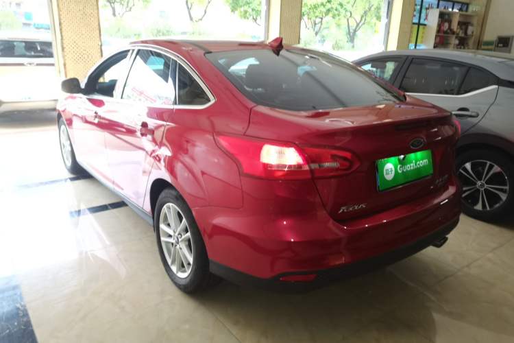 Used Ford Focus 2017 Sedan EcoBoost 180 Automatic Elite Model
