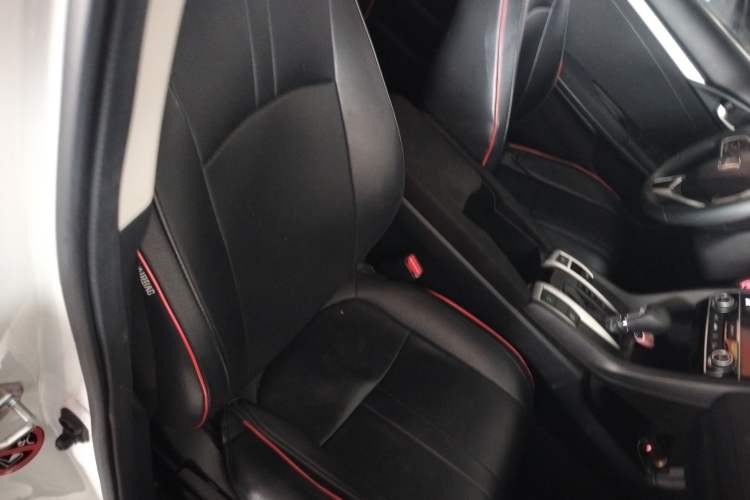 Used Honda Civic 2021 HATCHBACK 220TURBO CVT New Trendsetter Right Front Seat