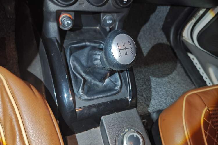 Used Land X8 2014 Explorer Edition 2.0T Diesel 4x4 Luxury Model