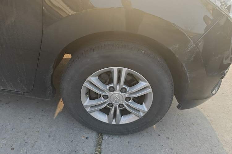 Used SAIC MAXUS G10 2016 2.0T Automatic Elite Edition
