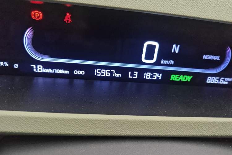 Used Geely Galaxy Panda 2023 Panda Mini 200km Endurance Bear