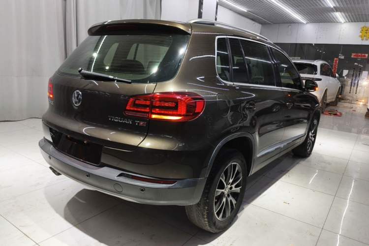 Used Volkswagen Tiguan 2015 1.8TSI Automatic Two-Wheel Drive Luxury Model
