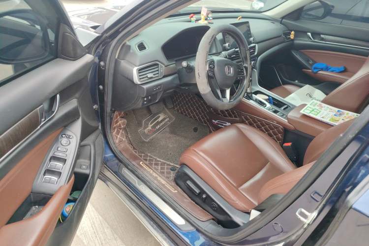 Used Honda Inspire 2019 260TURBO Elite Edition China VI Driver Seat