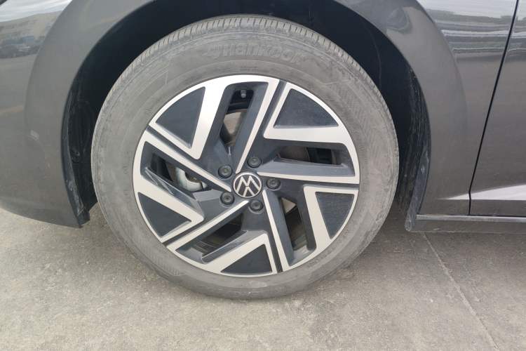 Used Volkswagen Sagitar 2025 300TSI DSG Excellence Edition Left Front Wheel Hub